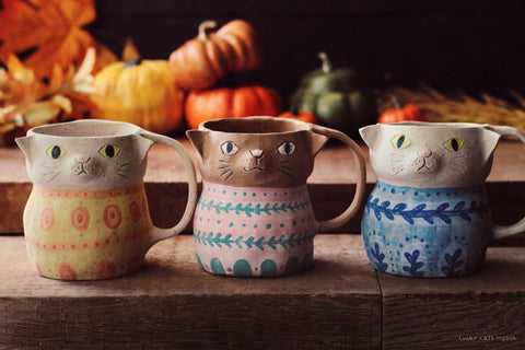 it's the COZY FRIDAY EVENT! Cozy Cat Sweater Mug Day