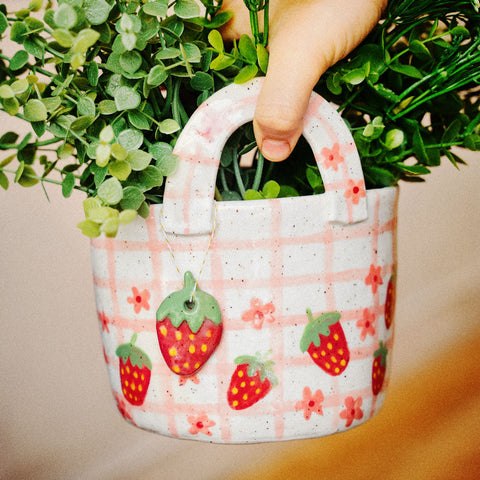 April | Market Day Berry Basket