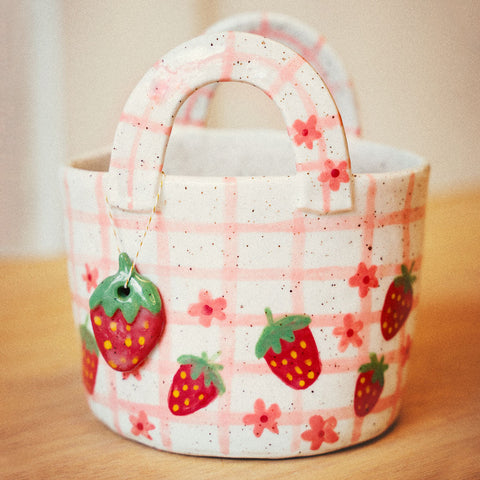 April | Market Day Berry Basket