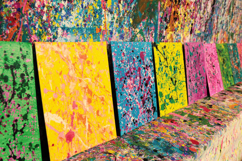 Splattering In Art Splatter Painting Party – Edgedale Arts Studio